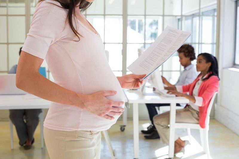 Пакет документов для оформления отпуска по беременности